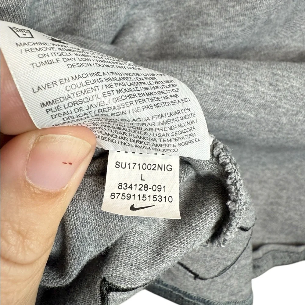 Nike Mens Logo Sweatshirt,Carbon‎ Heather,Size large